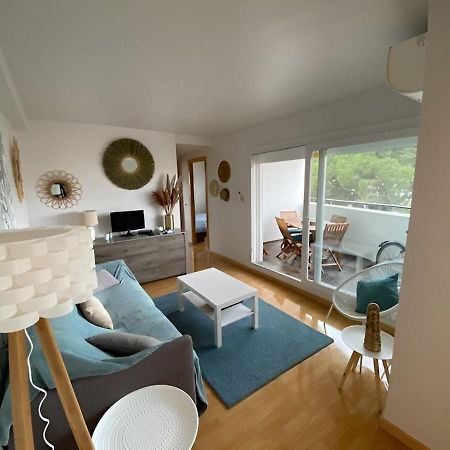 Superbe Appartement Renove, Residence Avec Piscine Roses Dış mekan fotoğraf